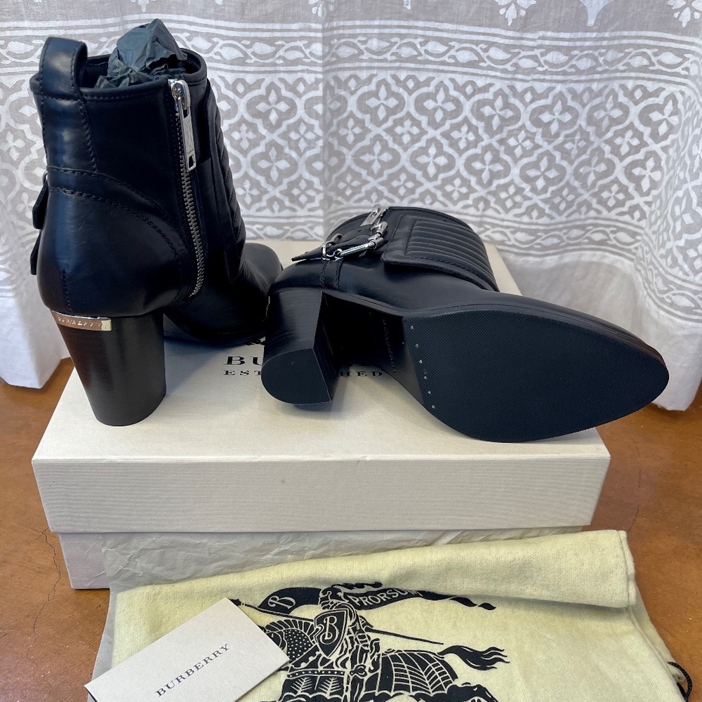 Burberry Brit Hirshel75 ankle boots